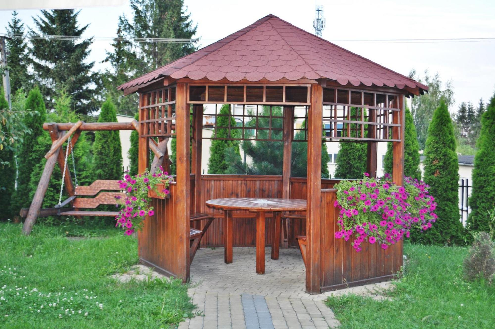 Hotel Platinum Хрубешув Экстерьер фото