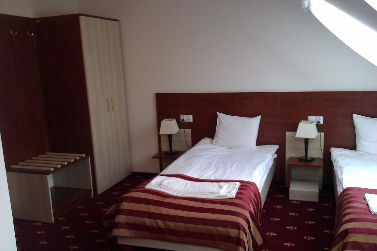 Hotel Platinum Хрубешув Номер фото